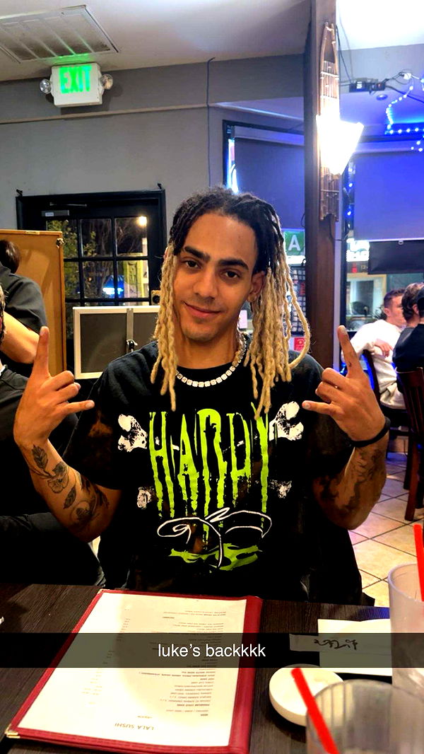 jaynagirl image ~ Altpins