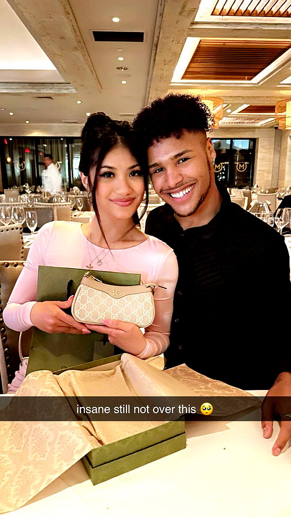 jaynagirl image ~ Altpins