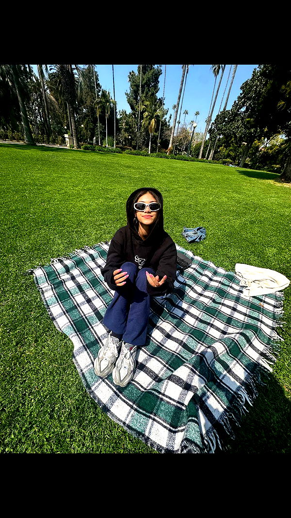 jaynagirl image ~ Altpins