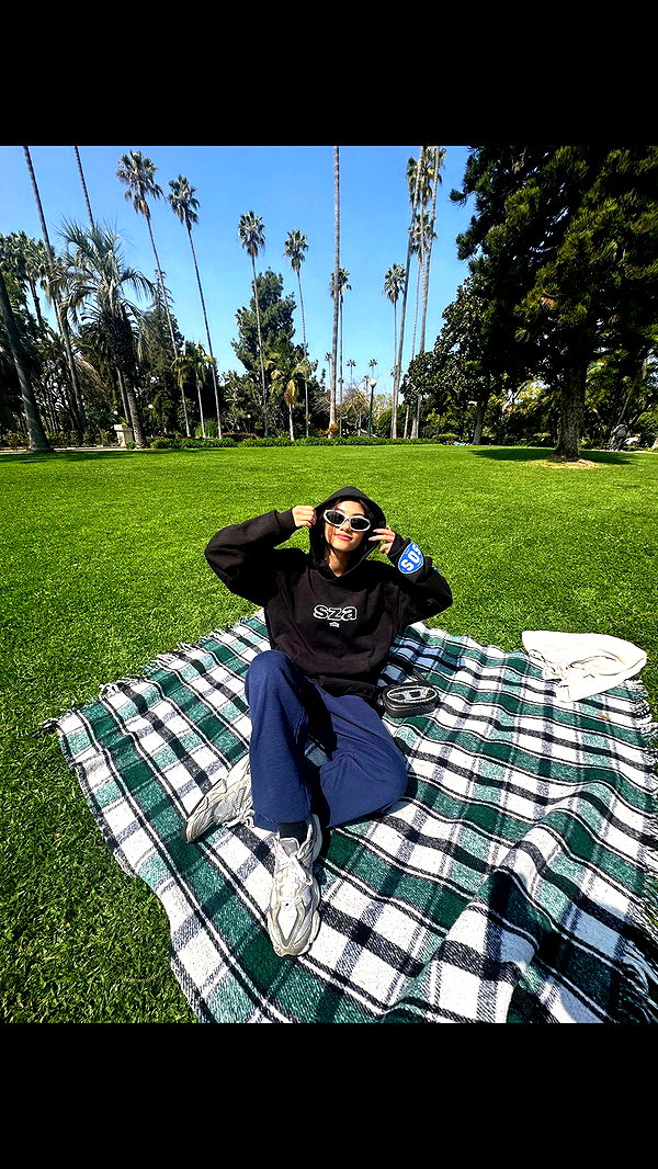 jaynagirl image ~ Altpins