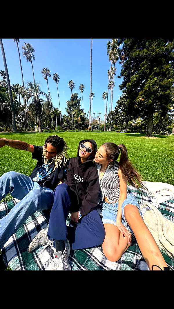 jaynagirl image ~ Altpins