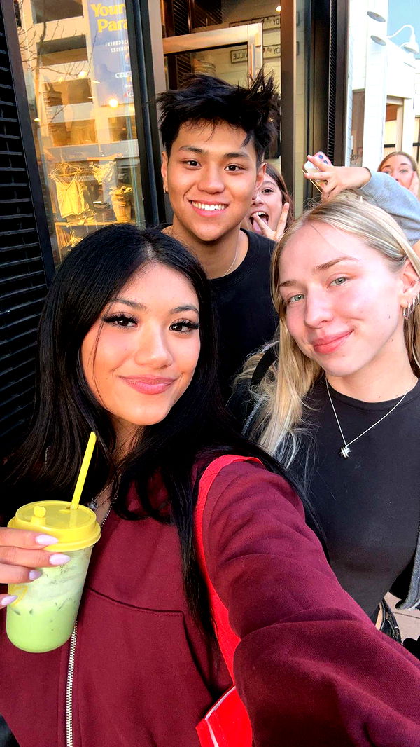 jaynagirl image ~ Altpins