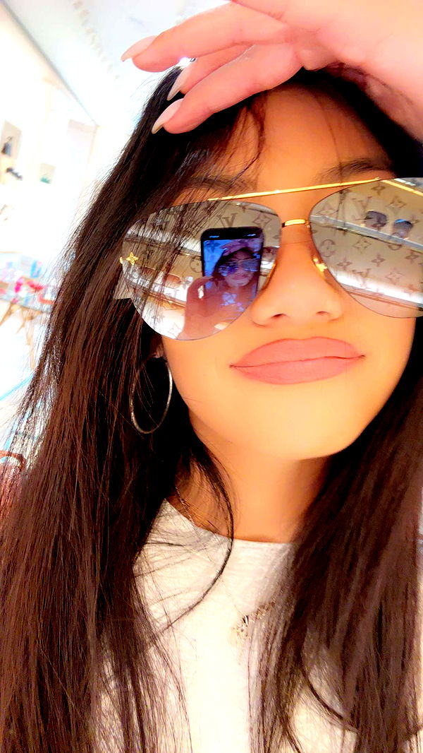 jaynagirl image ~ Altpins