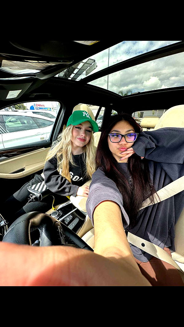 jaynagirl image ~ Altpins