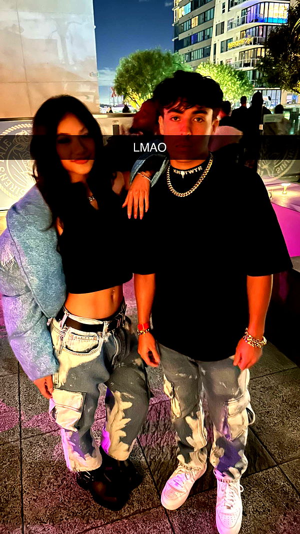 jaynagirl image ~ Altpins