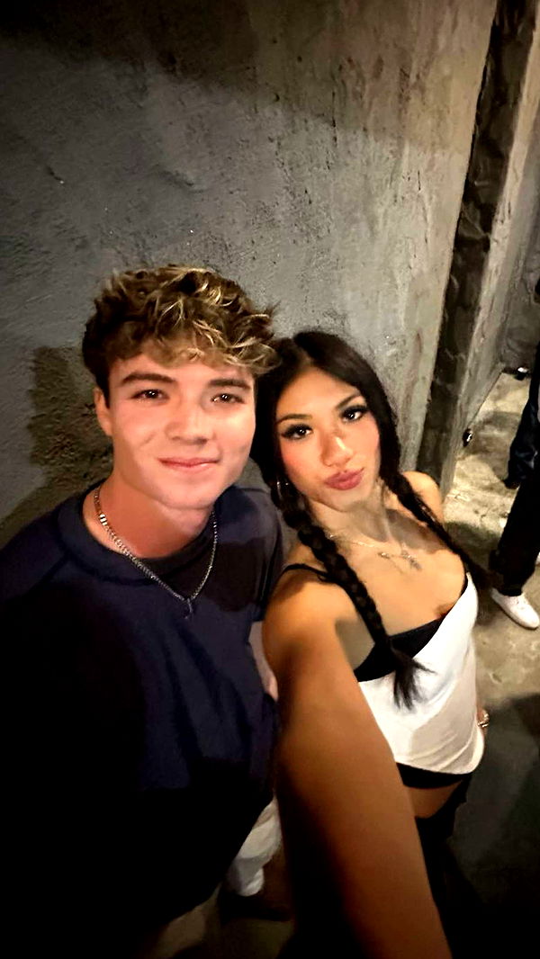 jaynagirl image ~ Altpins