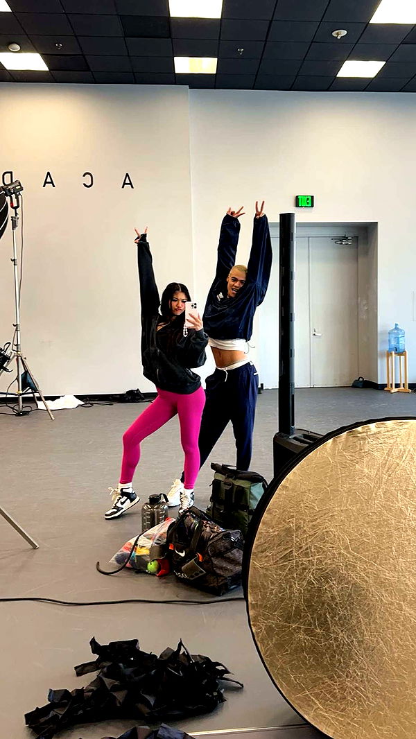 jaynagirl image ~ Altpins