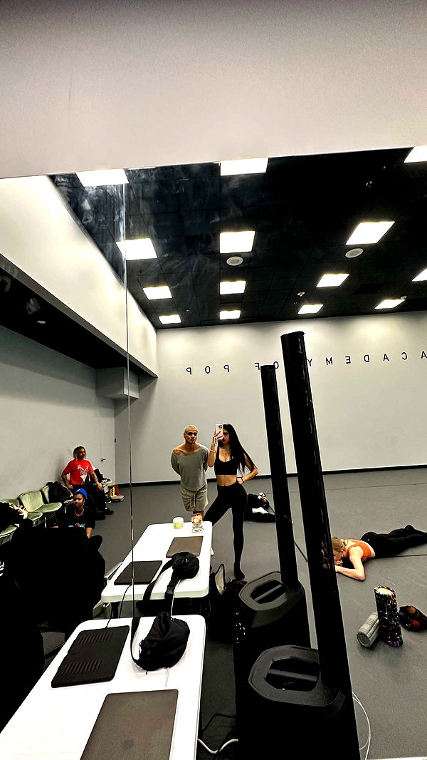 jaynagirl image ~ Altpins