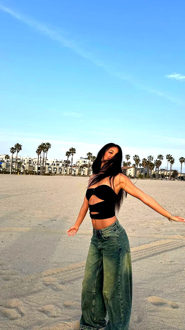 jaynagirl image ~ Altpins