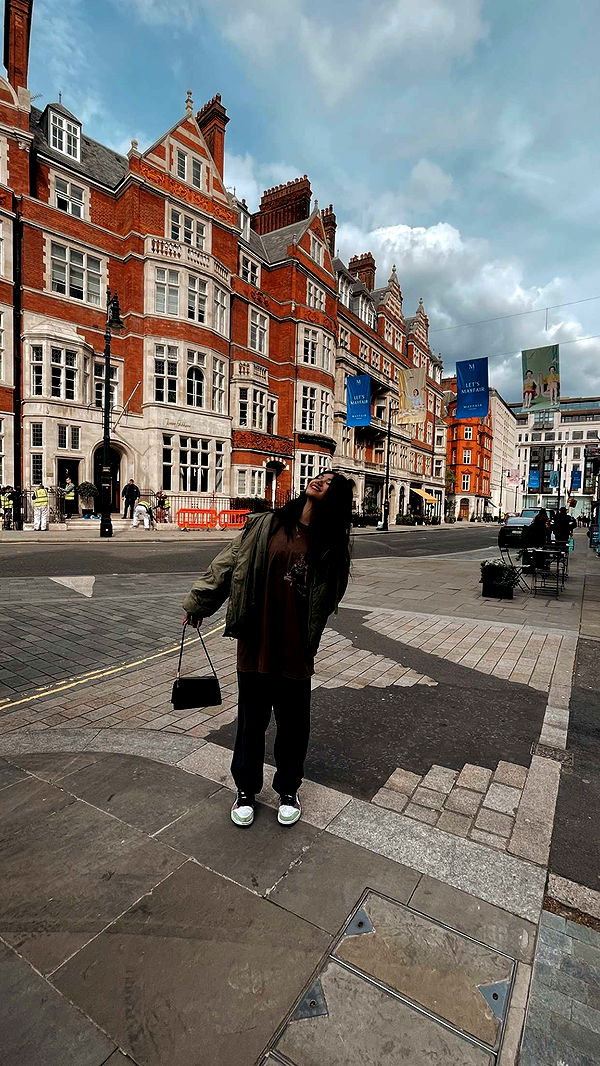 jaynagirl image ~ Altpins