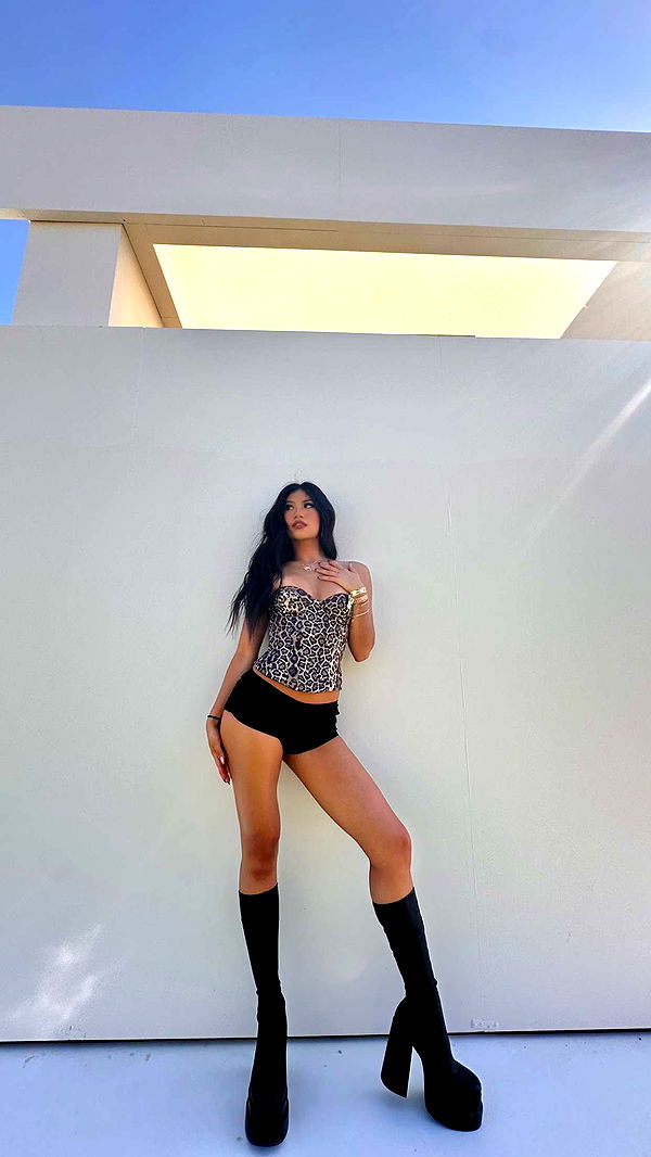 jaynagirl image ~ Altpins