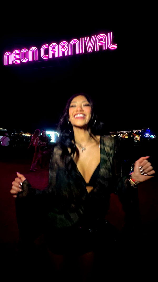 jaynagirl image ~ Altpins