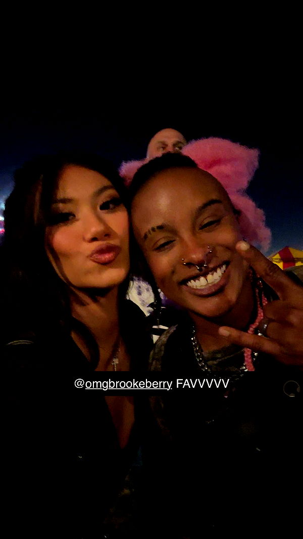 jaynagirl image ~ Altpins