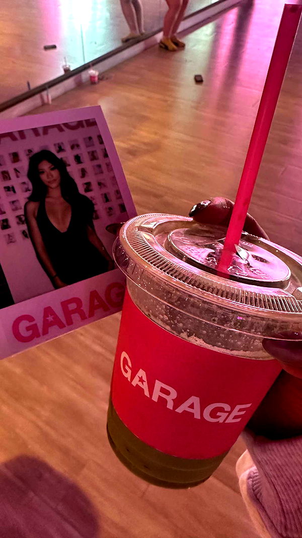 jaynagirl image ~ Altpins