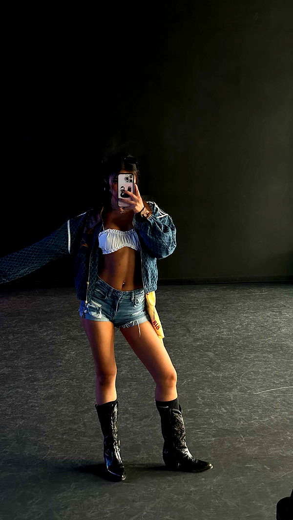 jaynagirl image ~ Altpins