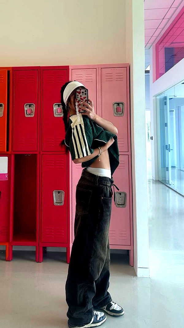 jaynagirl image ~ Altpins