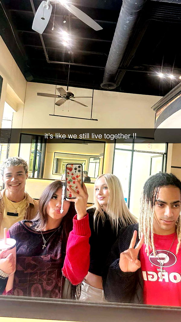 jaynagirl image ~ Altpins