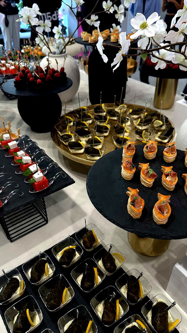 jaynagirl image ~ Altpins