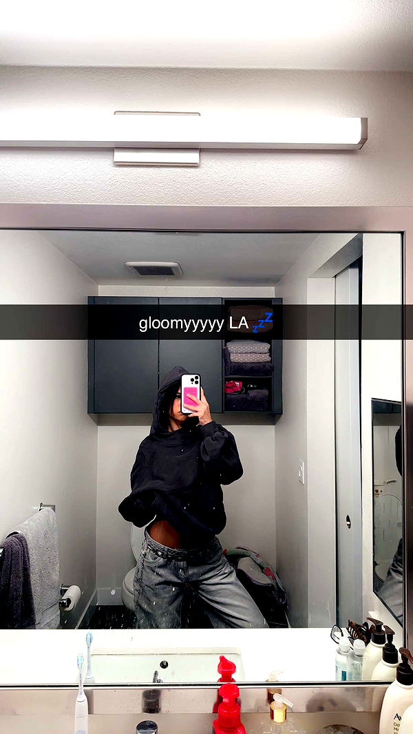 jaynagirl image ~ Altpins