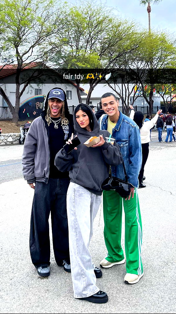 jaynagirl image ~ Altpins