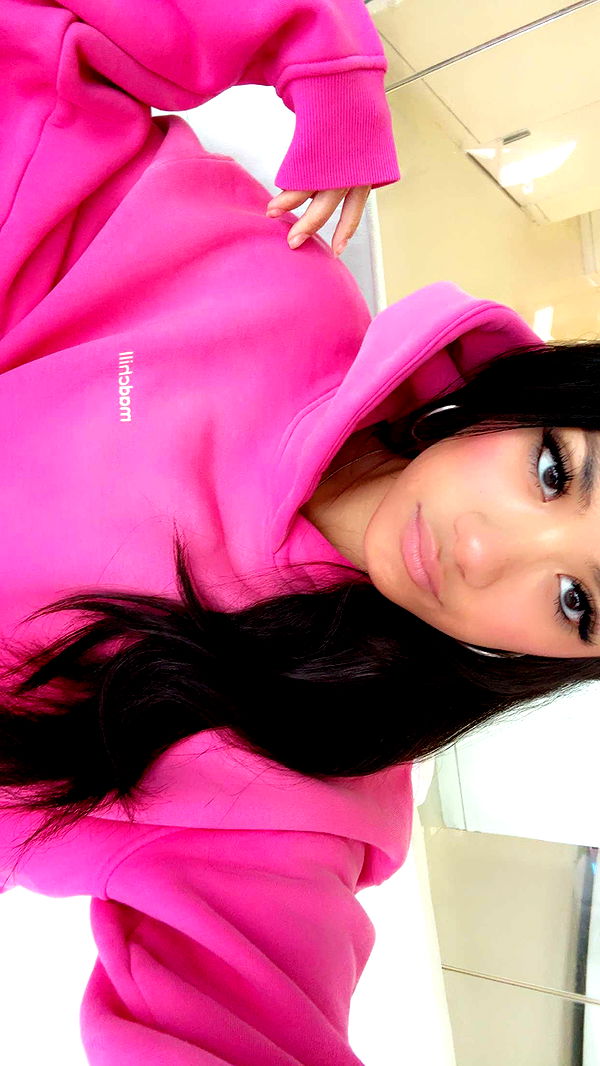 jaynagirl image ~ Altpins