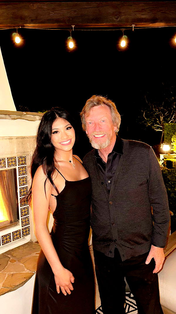 jaynagirl image ~ Altpins