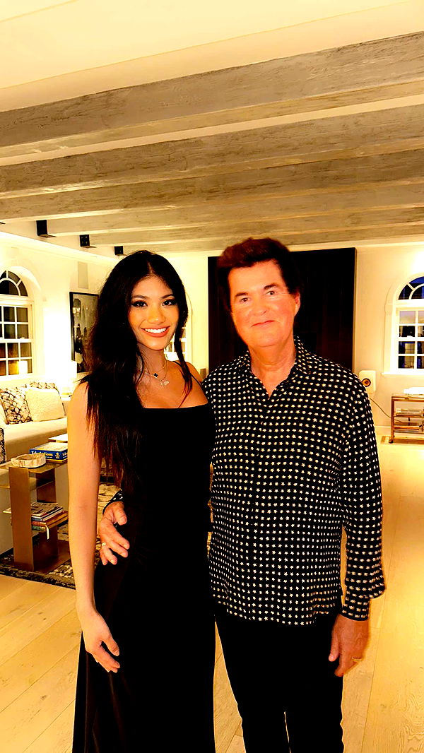 jaynagirl image ~ Altpins