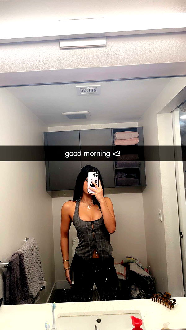 jaynagirl image ~ Altpins