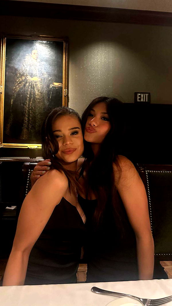 jaynagirl image ~ Altpins