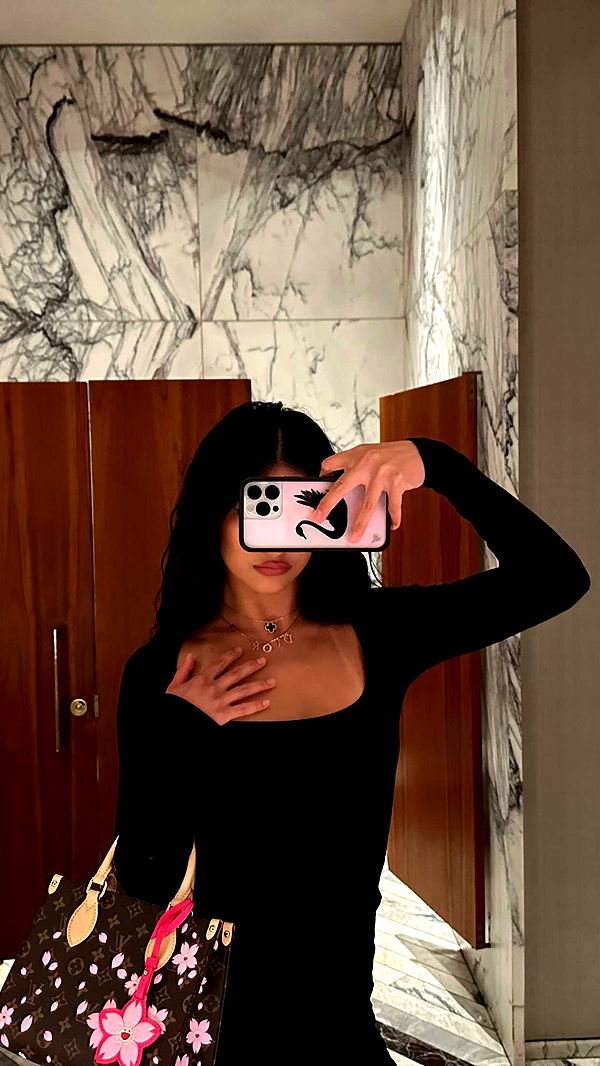 jaynagirl image ~ Altpins