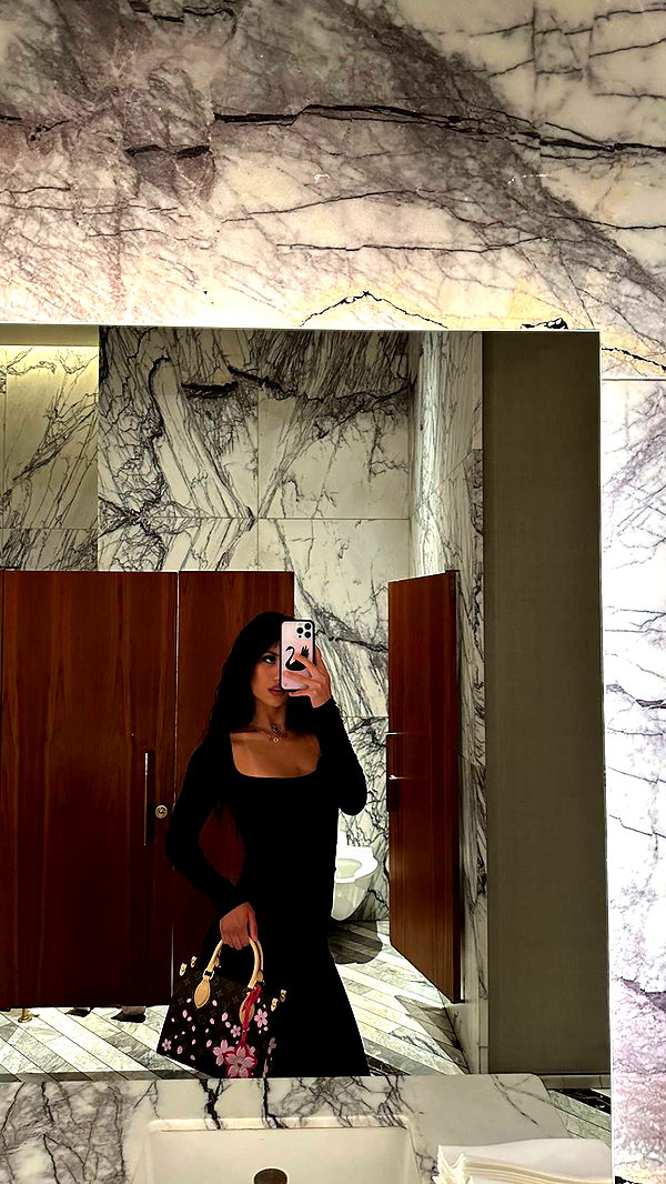 jaynagirl image ~ Altpins