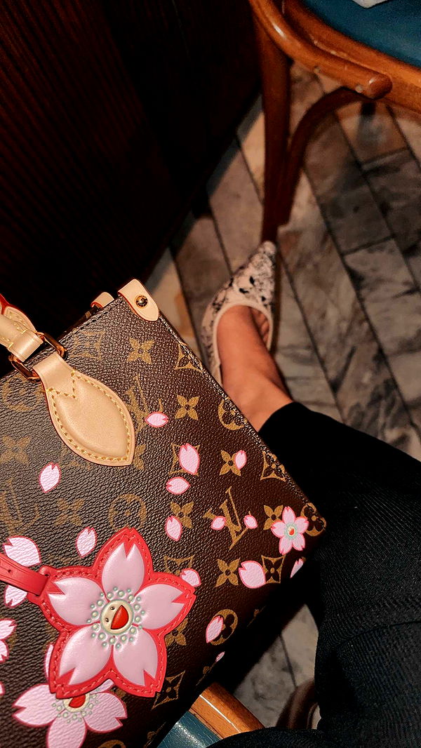 jaynagirl image ~ Altpins