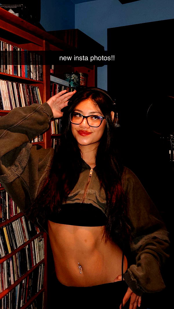 jaynagirl image ~ Altpins