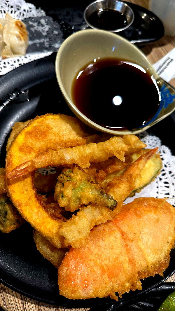 jaynagirl image ~ Altpins