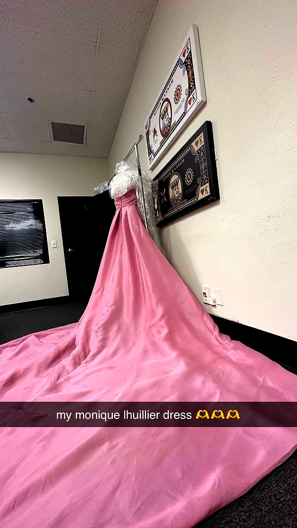 jaynagirl image ~ Altpins