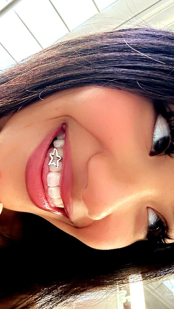 jaynagirl image ~ Altpins