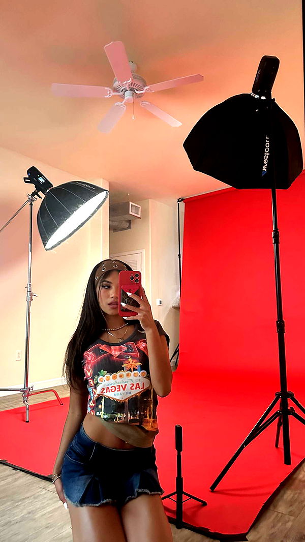 jaynagirl image ~ Altpins