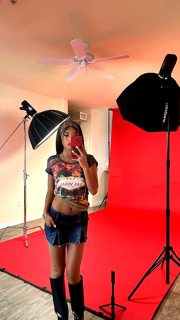 jaynagirl image ~ Altpins