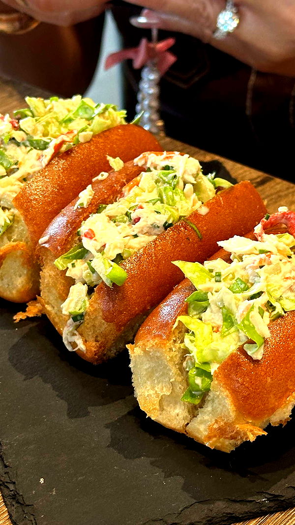 jaynagirl image ~ Altpins