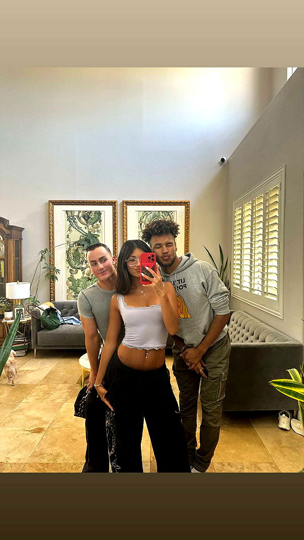 jaynagirl image ~ Altpins