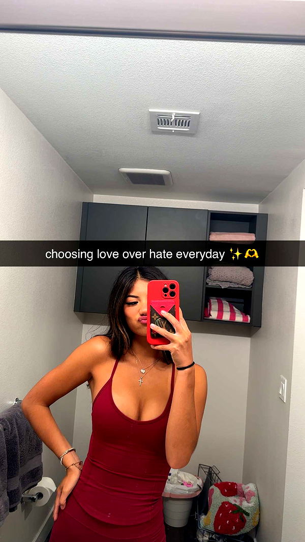 jaynagirl image ~ Altpins