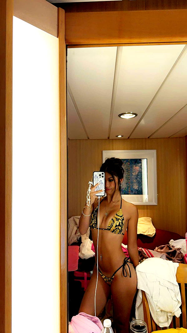 jaynagirl image ~ Altpins