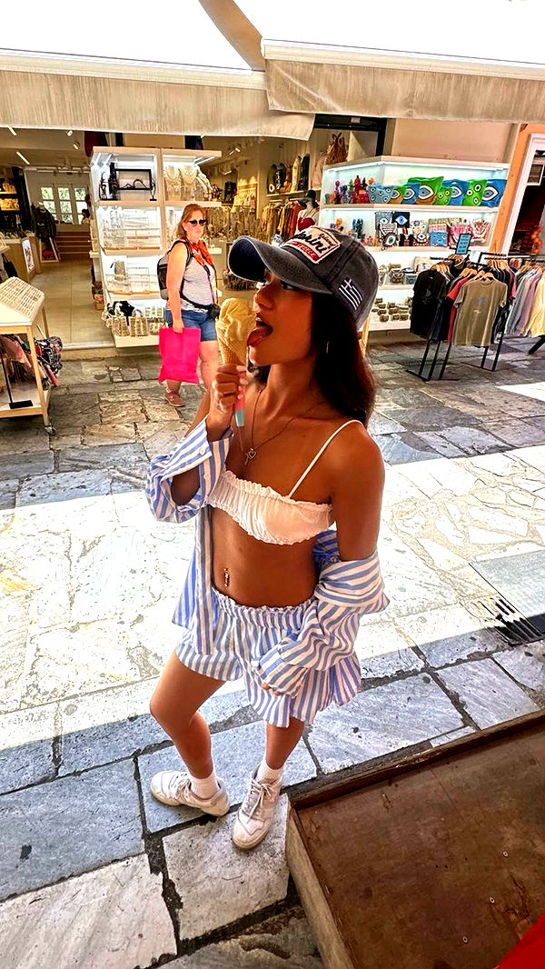 jaynagirl image ~ Altpins