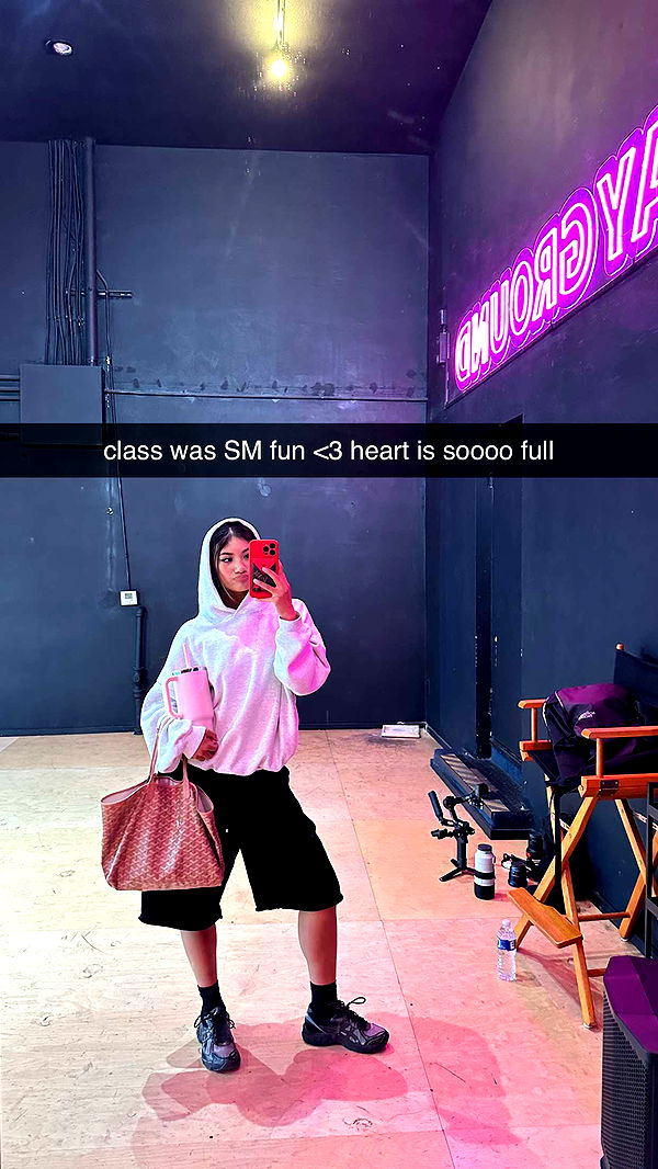 jaynagirl image ~ Altpins