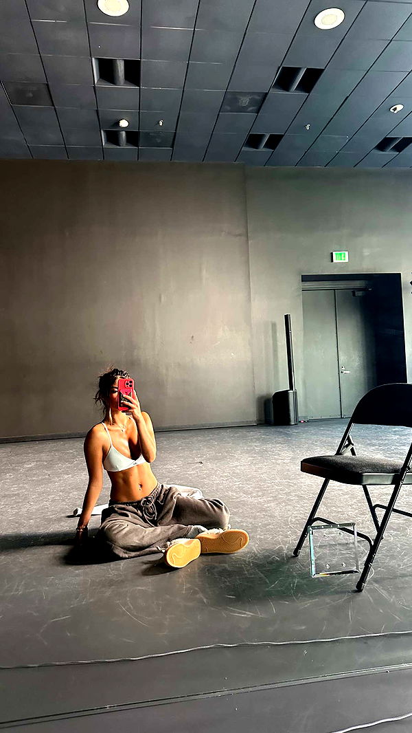 jaynagirl image ~ Altpins