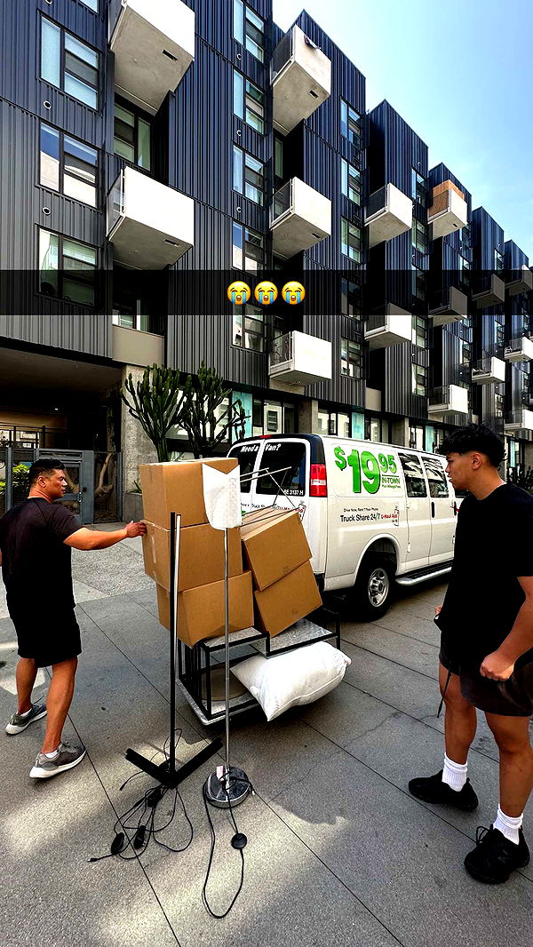 jaynagirl image ~ Altpins