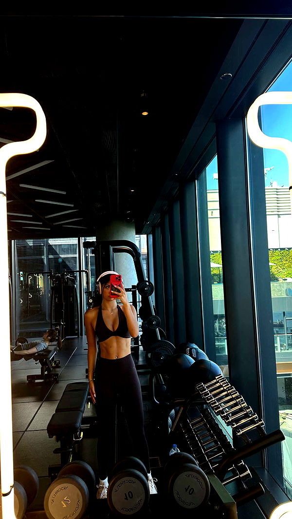 jaynagirl image ~ Altpins