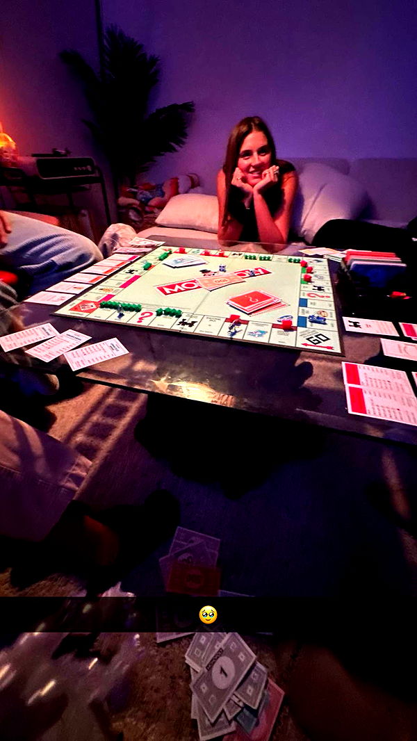 jaynagirl image ~ Altpins