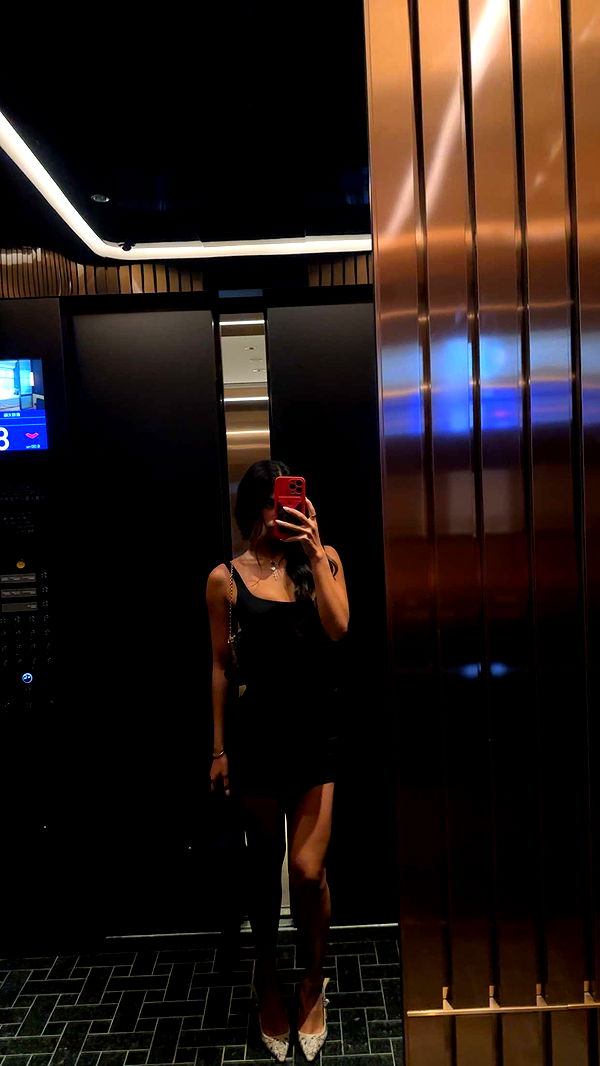 jaynagirl image ~ Altpins