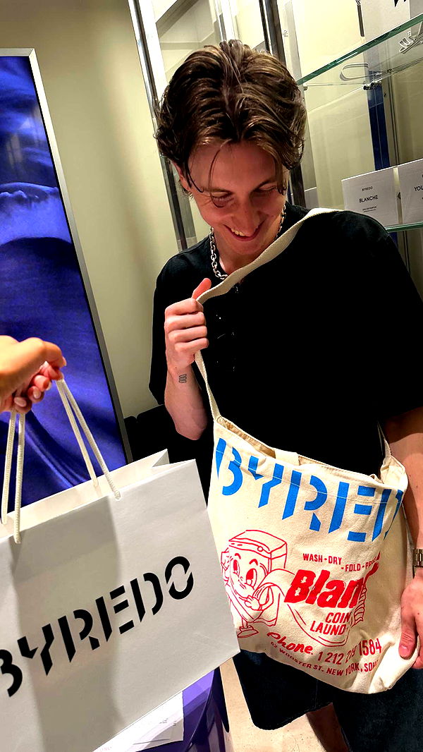 jaynagirl image ~ Altpins